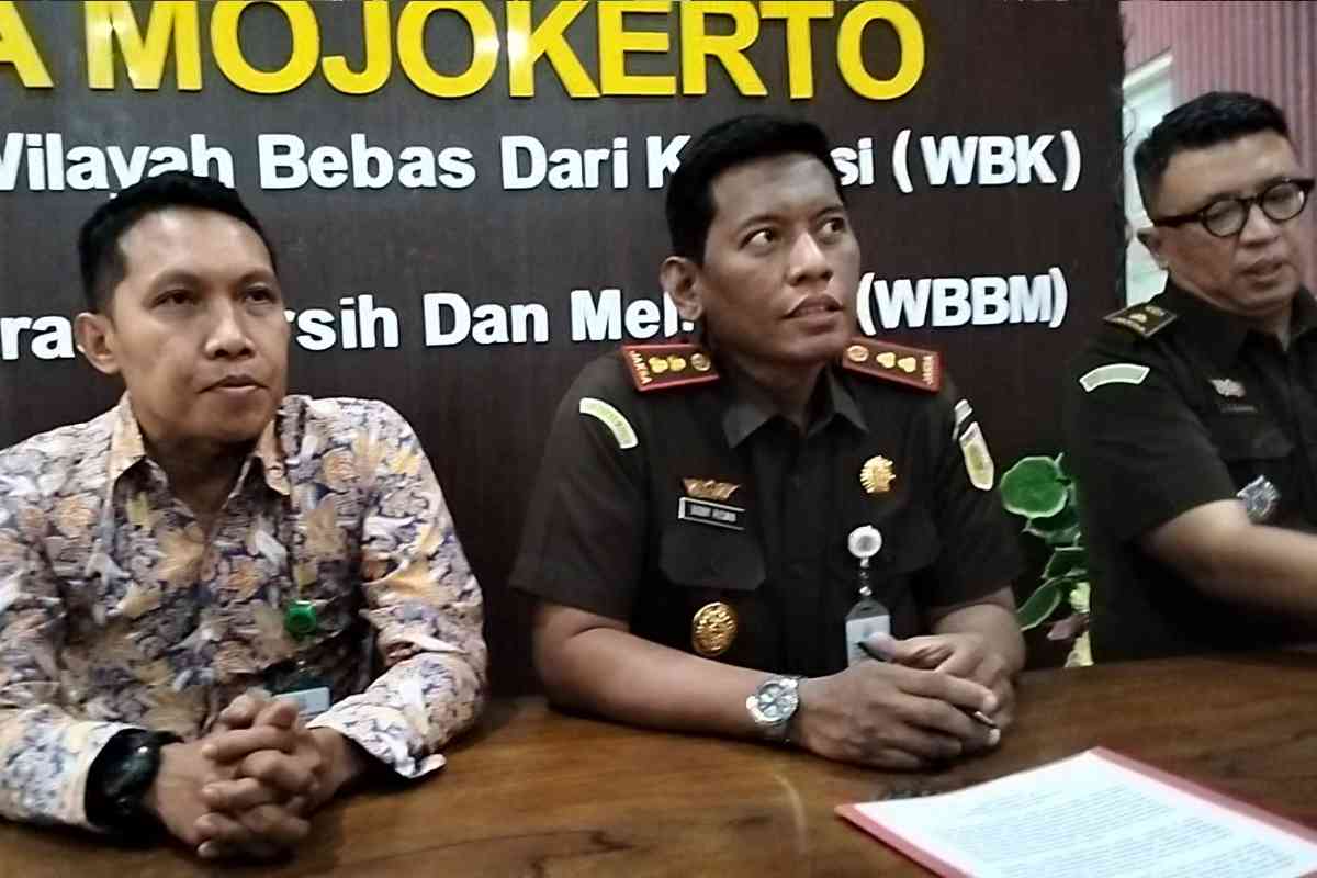 Tersangka Bprs Kota Mojokerto Diperkirakan Lebih Dari Orang