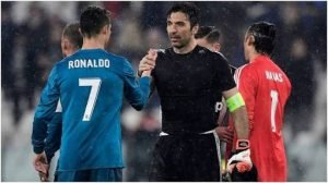 Cristiano Ronaldo Resmi Akan Pakai Kostum Bianconeri, Buffon Bangga