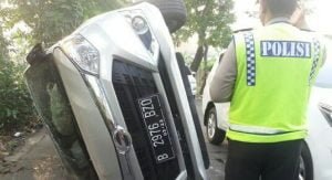 Akibat Sandal Nyangkut, Kecelakaan Pun Terjadi