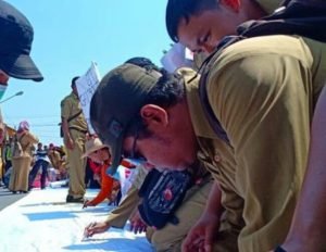 3.750 GTT Dan PTT Kabupaten Blitar Mogok Kerja