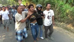 Kepergok Maling Motor, Pemuda Asal Gading Hampir Dibakar Warga