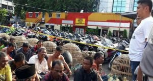 Puluhan Penjudi Sabung Ayam Diringkus
