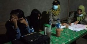 Gelar Razia Di Tempat Karaoke, Dua Pemandu Lagu Diamankan