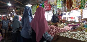 Jelang Ramadhan, Bahan Pokok Di Pasar Barito Ternate Alami Kelonjakan