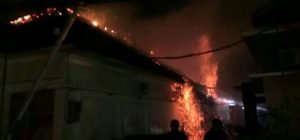 Kawasan Pemukiman Padat Penduduk Dilalap Jago Merah