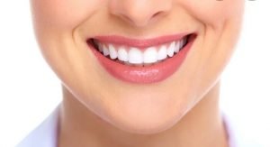 Ini Cara Membersihkan Karang Dan Plak Pada Gigi