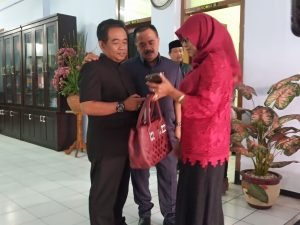 Tarik Uang Gedung, SMAN 2 Kota Mojokerto Di Adukan Ke Dewan