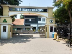 Meski Di Datangi DPRD SMA N II Mojokerto Tetap Lanjutkan Tarikan, Ini Alasanya