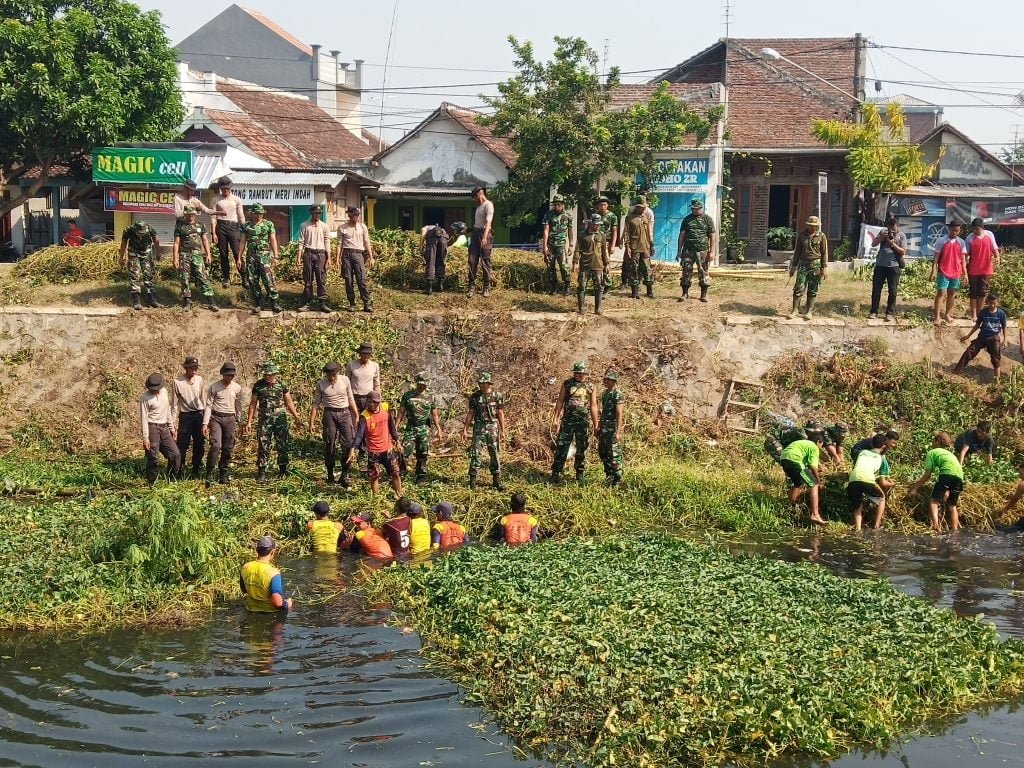 Danrem 082/CPYJ Terjunkan 1600 Personel Gabungan Wujudkan Kali Bersih.