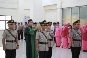 Kapolda Malut Pimpin  Sertijab Dir Intelkam Dan Dir Samapta