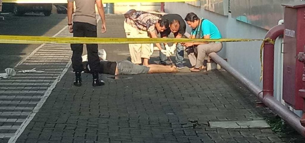 Karyawan ditemukan Tewas di Samping Pabrik, Ini Dugaan Sementara Penyebabnya