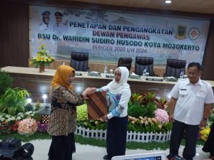 Tiga Pengawas RSUD Dr. Sudiro Husodo Kota Mojokerto, didominasi Emak Emak