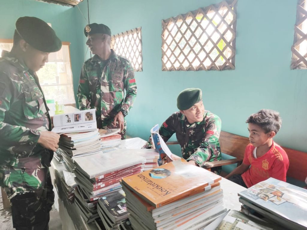 Pandemic virus Covid-19 Buat Pelajar belajar Di Rumah, Ini Langkah Satgas Yonarmed 9 Kostrad Jaga Semangat Belajar