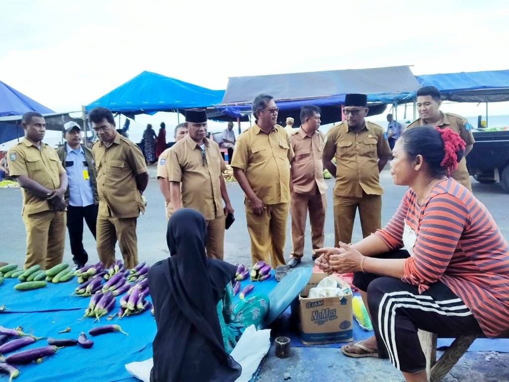 Disperindag Kota Ternate Akan Tertibkan Pedagang Pasar dan Monitoring Virus Corona di Pasar