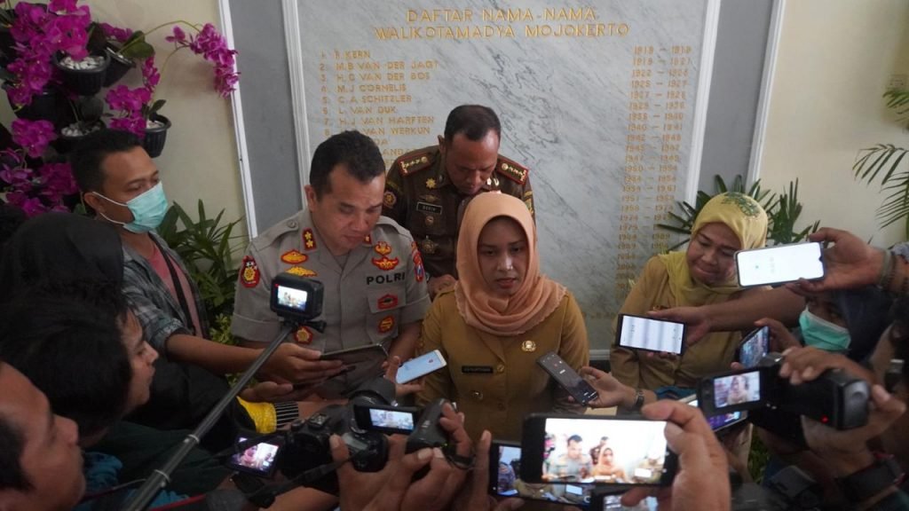 Ning Ita Bentuk Satgas Percepatan Penanganan Corona 