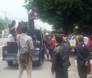 Warga Wonodadi, Grudug Kejaksaan Tuntut Usut Tuntas Pungli PTSL