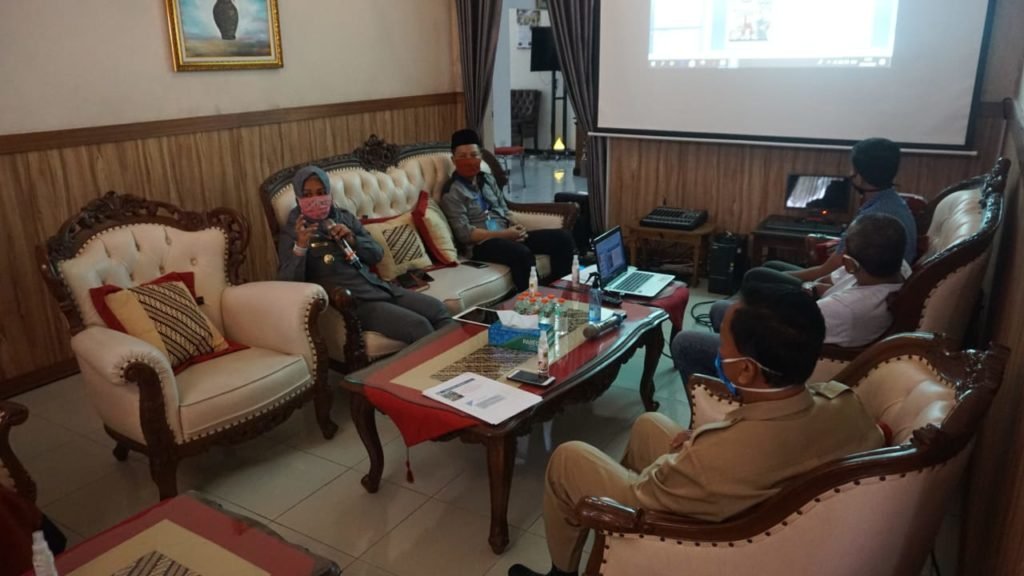 Bentuk Kemandirian Warga, Ning Ita Canangkan Kampung Mapan 