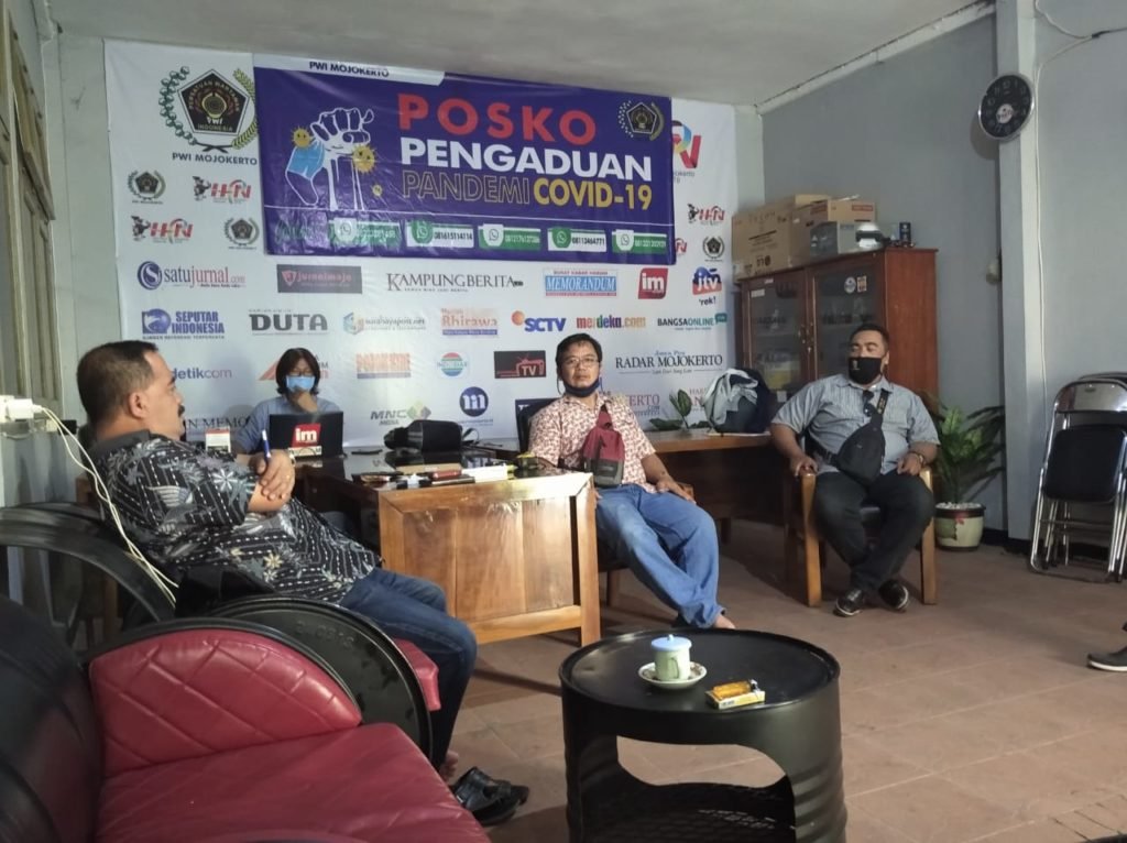 Habis Ketemu Ning Ita, PKL Putra Mojokerto Kembali Datangi Posko Pengaduan Covid-19 PWI Mojokerto