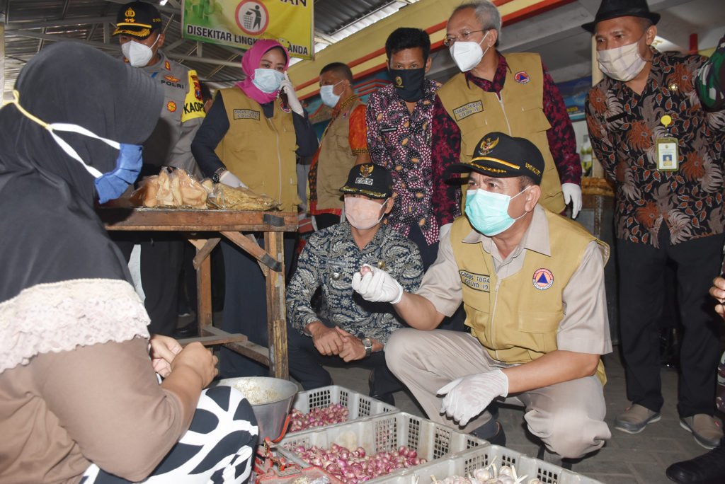 Rapid Test di Pasar Kemlagi dan Sooko, Enam Orang Reaktif