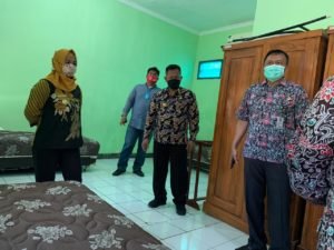 Gedung Diklat Akan Dijadikan Observasi Pasien Covid 19, Ning Ita Tinjau Kesiapanya