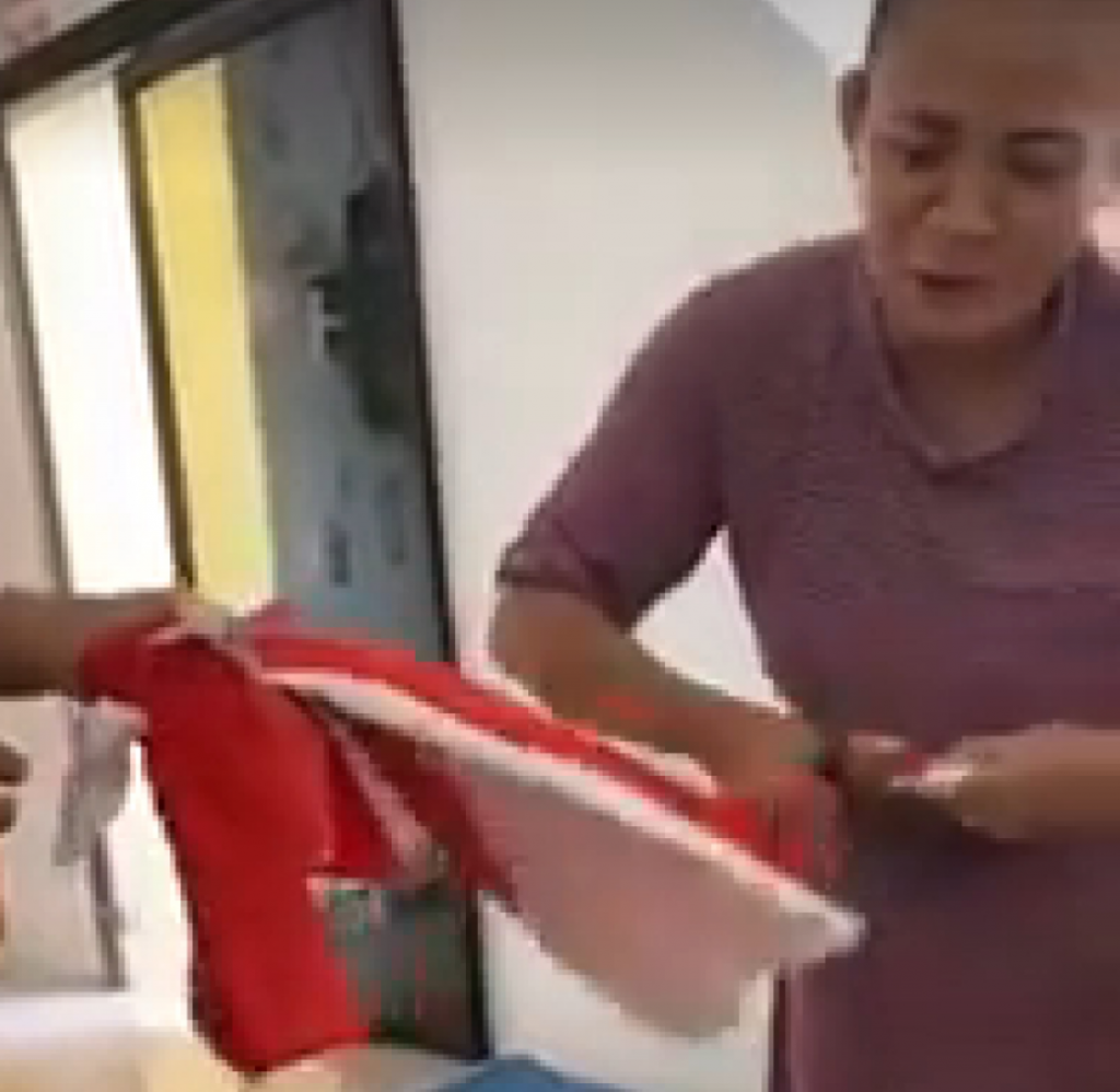 Emak Emak Penggunting Bendera Merah Putih Terancam Lima Tahun Penjara