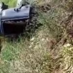 Video Detik-Detik Mobil Pickup Terjun Ke Jurang