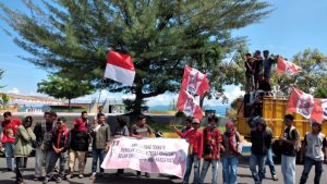 GMNI Kota Ternate Gelar Aksi Mendukung Kinerja Pemerintah TNI-POLRI Dalam Menindak Provokasi