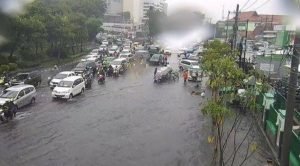 BMKG Juanda Surabaya himbau masyarakat waspada Hujan Disertai Angin Kencang 