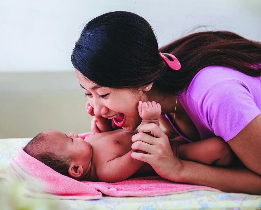 Sentuhan Birth Beyond, Selembut Sentuhan Ibu untuk Buah Hati
