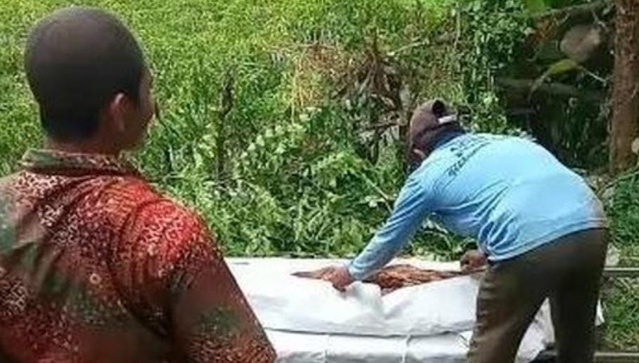 Jasad Kakek Di Banyuwangi Dikubur Puluhan Tahun Masih Utuh