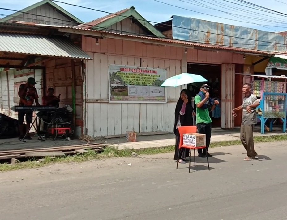 Anak Muda Makayoa Lakukan Penggalangan Dana Pakai Kasida