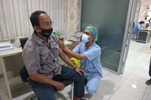Jurnalis Mojokerto Terima Vaksin Covid 19
