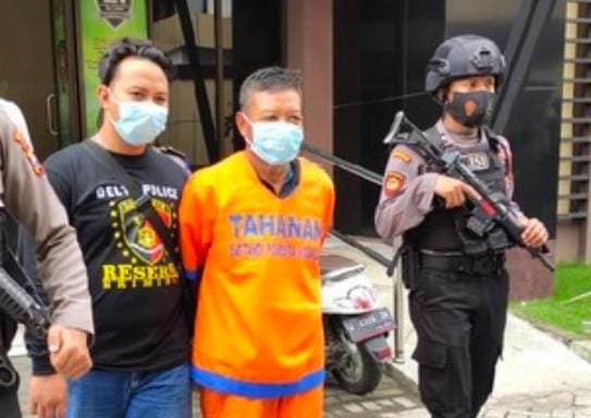 Enak Enak wik wik Dua Sejoli Dibacok Sang Kekasih, Pelaku Kini Diamankan