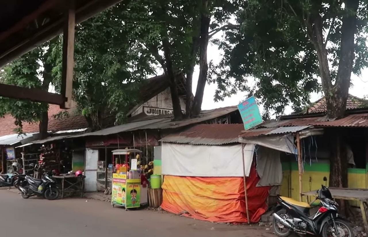 Sejarah Stasiun Jombang Kota Hingga Jadi Pasar Tradisional