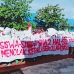 Siswa SMA Negeri 2 Halsel Demo Tolak Kepala Sekolah Baru