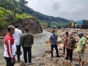 Temukan Kerusakan Lingkungan di Galian C Jatidukuh Dewan Akan Panggil DLH