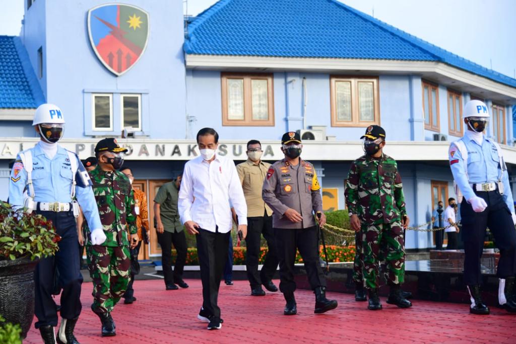 Bertolak Ke Maluku Utara, Presiden Akan Resmikan Terminal Bandara Kuabang dan Tinjau Vaksinasi Massal