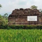 Pemdes Kesiman Perbaiki Jalan Menunuju Candi Kesiman