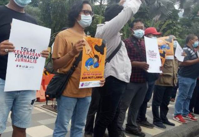 Jurnalis Tempo Alami Kekerasan Wartawan Di jatim Gelar Demo