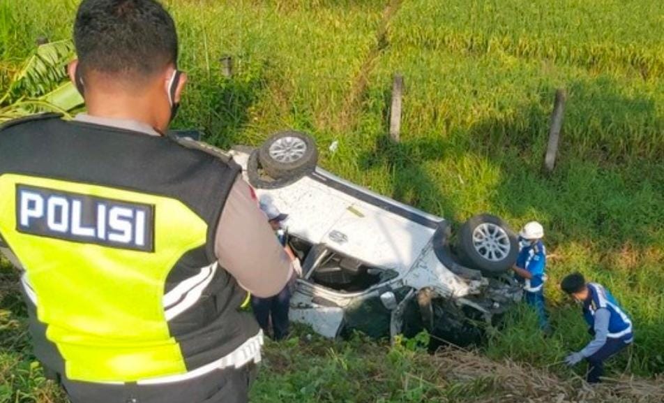 Kecelakaan Maut Terios Dan Yaris di Tol Gempol Pandaan Pasuruan