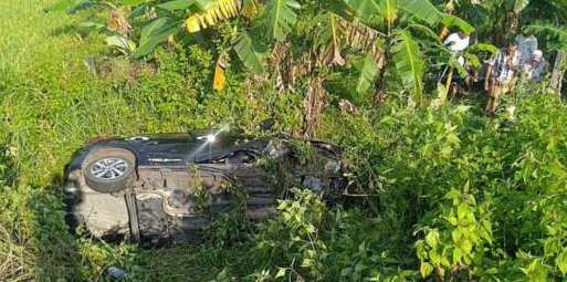 Ngantuk Jadi Penyebab Kecelakaan di Tol Gempol-Pandaan Sebabkan Terios dan Yaris kendaraan Terperosok