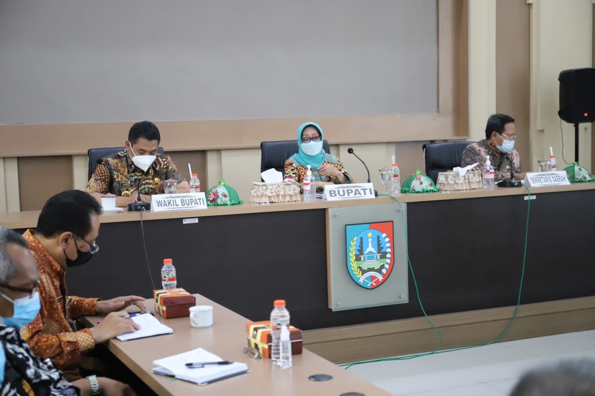Bupati Jombang Pastikan PTM Dimulai 6 April 2021