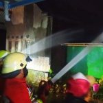Ditinggal Ibadah Shalat Tarawih, Rumah di Jombang Dilalap Si Jago Merah
