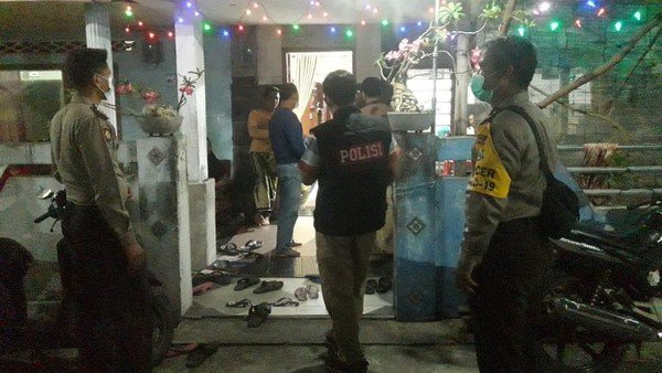 Ditinggal Tarawih, Uang Tunai Rp 37 Juta Milik Pasutri di Lamongan Amblas Digondol Maling