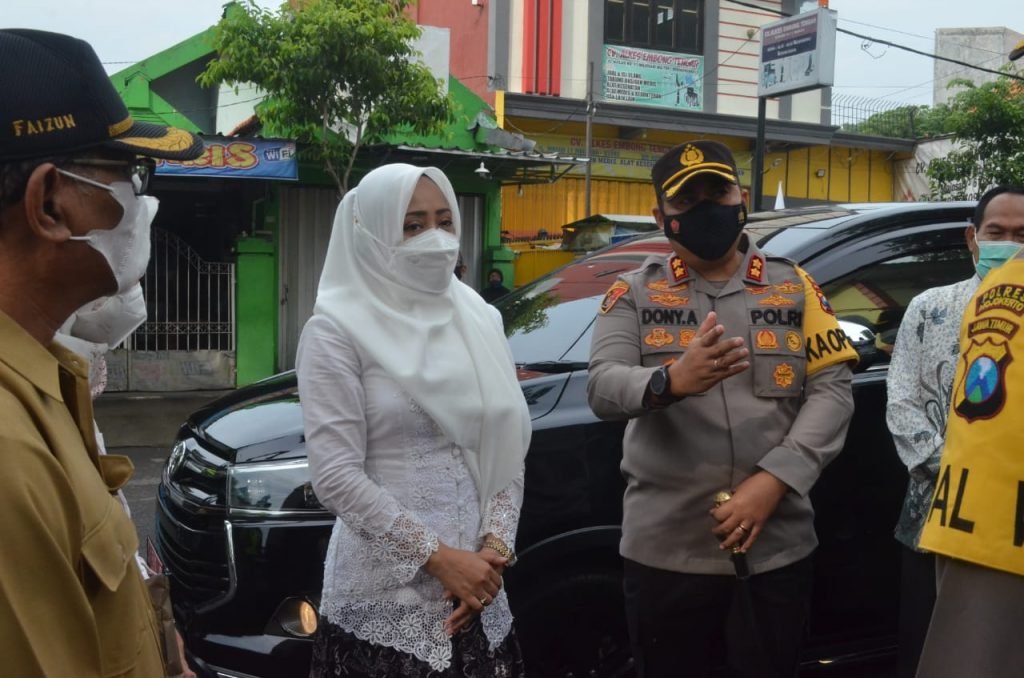 Bupati Mojokerto Pantau Gereja Pastikan Keamananya 