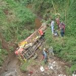 Truk di Probolinggo Terjun Ke Jurang, Pengemudi Patah Kaki