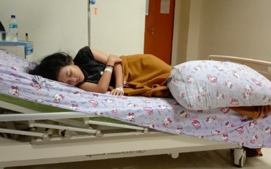 Gadis Cantik Terkena Sindrom Putri Tidur, Tiga Hari Belum Bangun