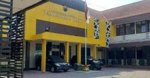 Peras Tukang BBM Eceran, 3 Anggota LSM dan Oknum Polisi Diamankan