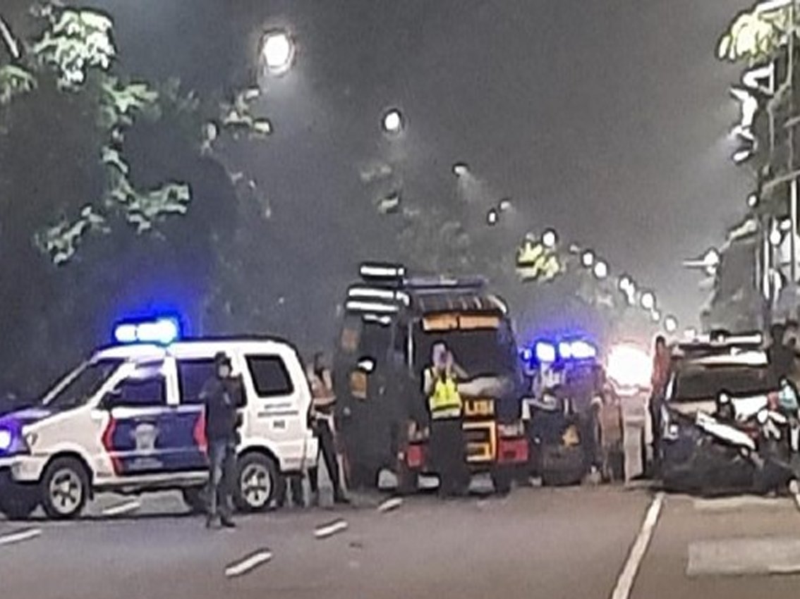 Tas Mencurigakan Ditemukan di Depan Mal Royal Plaza surabaya