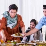 Atasi Baper dan Badmood Sama Pertanyaan Keluarga Saat Hari Raya